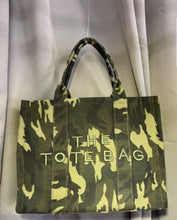 THE Camouflage TOTE BAG