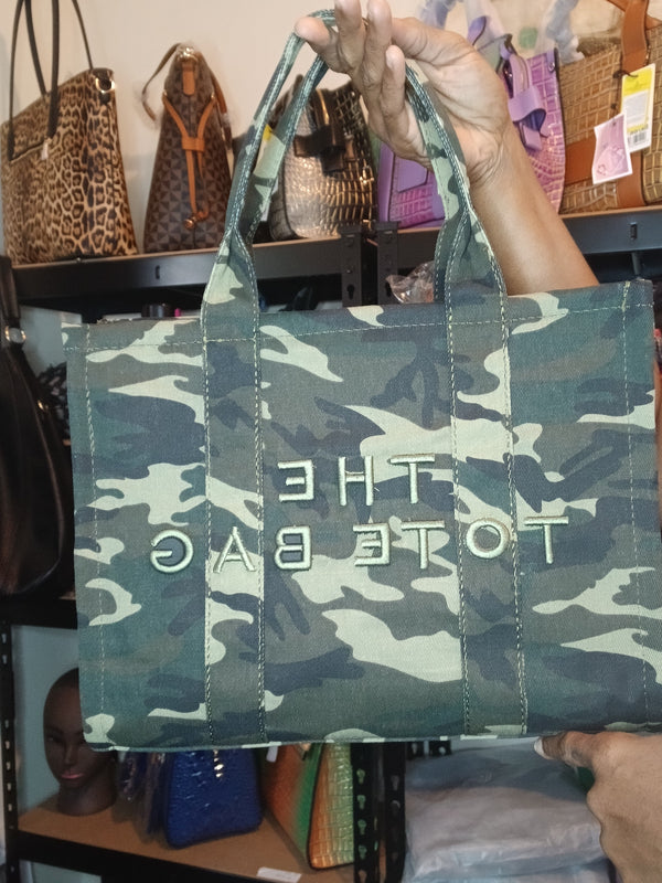 THE Camouflage TOTE BAG
