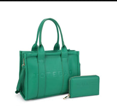 THE TOTE BAG W/WALLET